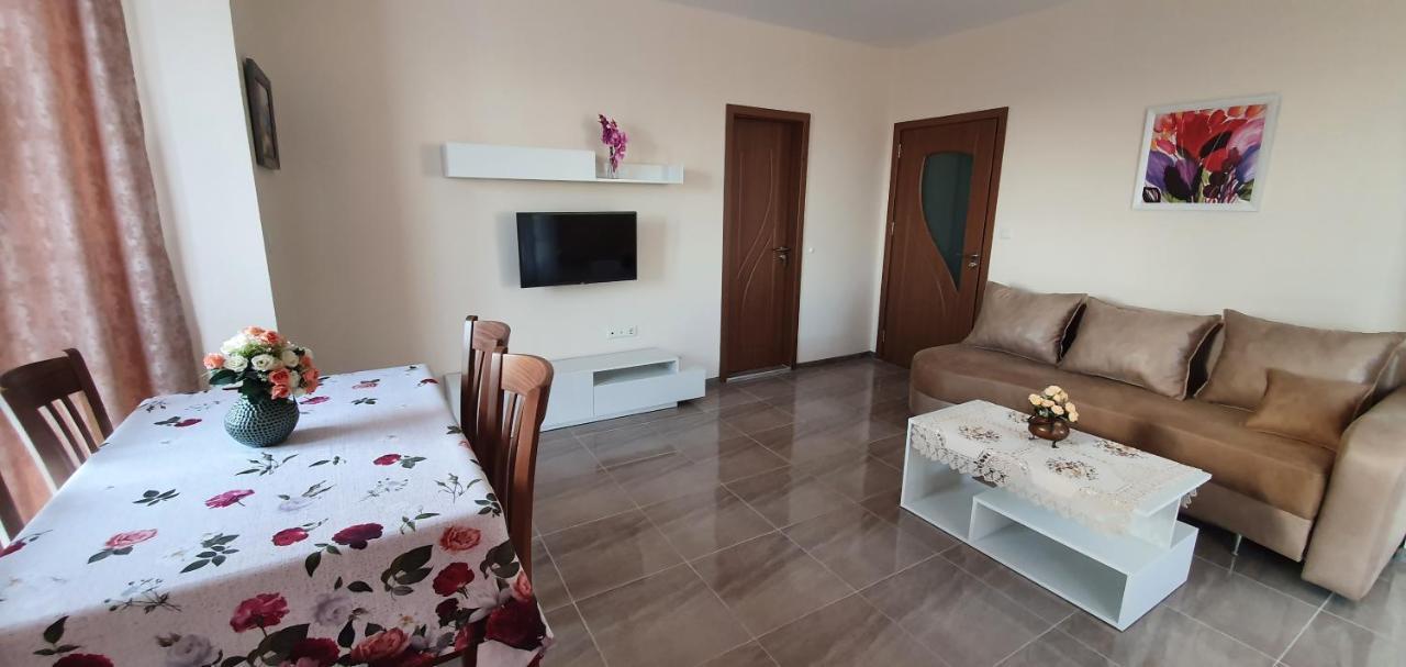 Luxury Apartments Ekaterina Τσερνομόρετς Εξωτερικό φωτογραφία