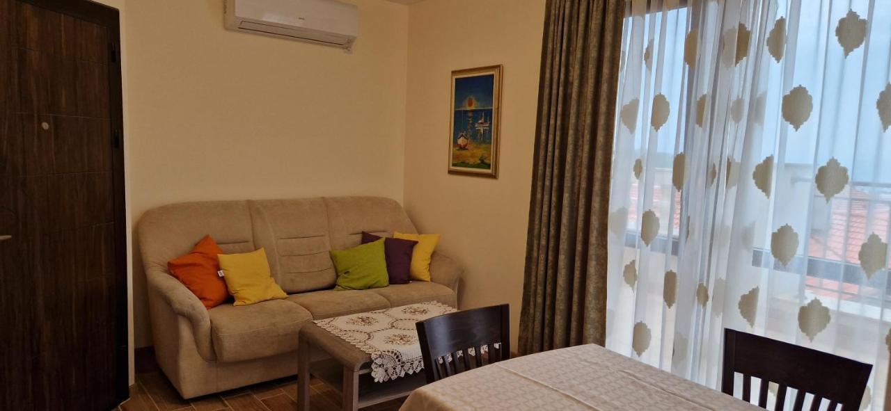 Luxury Apartments Ekaterina Τσερνομόρετς Εξωτερικό φωτογραφία